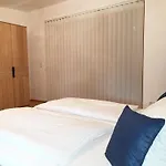Апартаменты Zum Glueck Заутенс